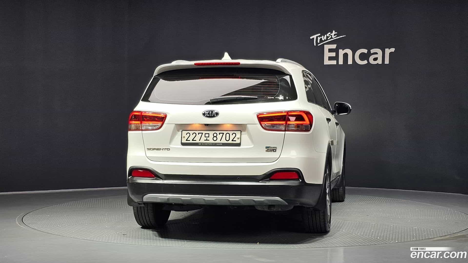 Sorento Kia 2016.2-OUTER-004