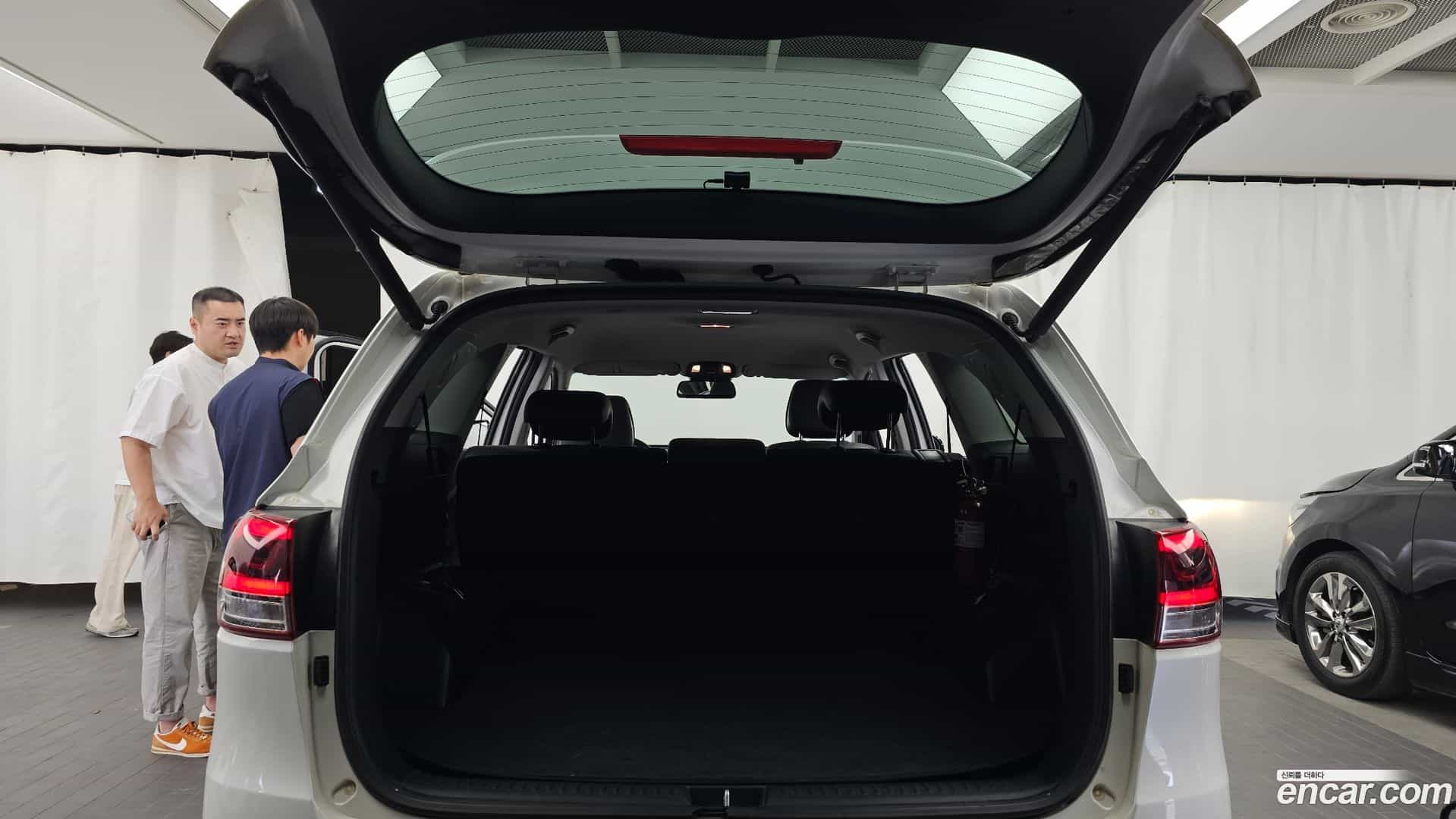 Sorento Kia 2016.2-OPTION-024