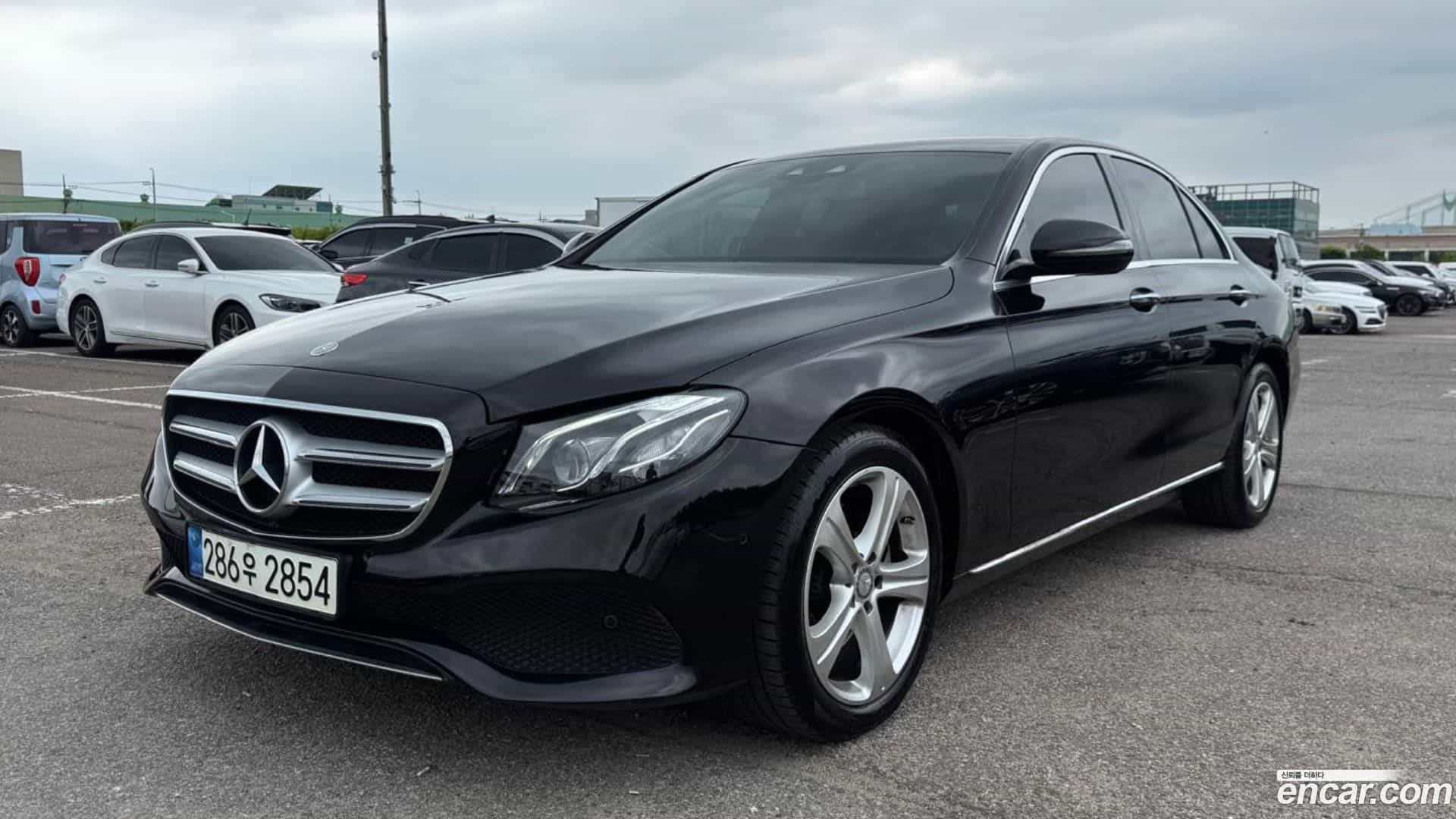 E-Class Mercedes-Benz 2016.11-OUTER-001