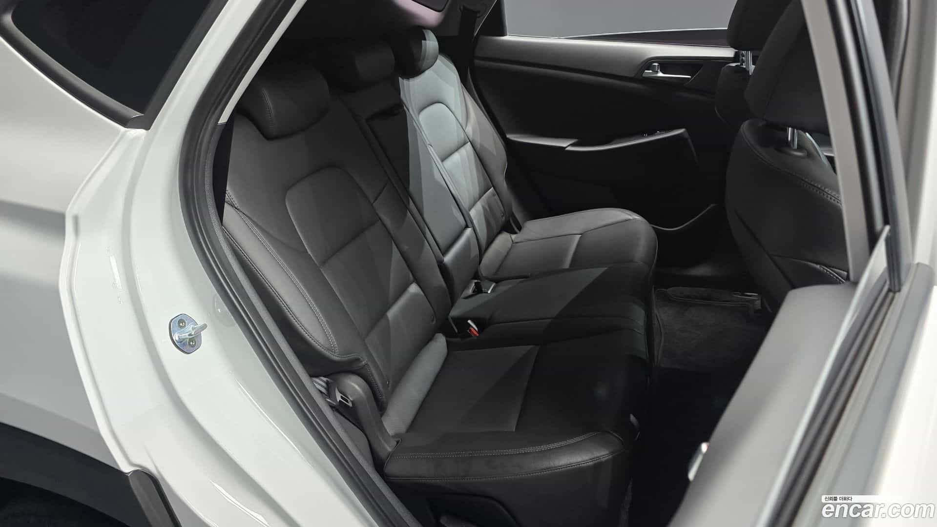 Tucson Hyundai 2018.10-OPTION-015