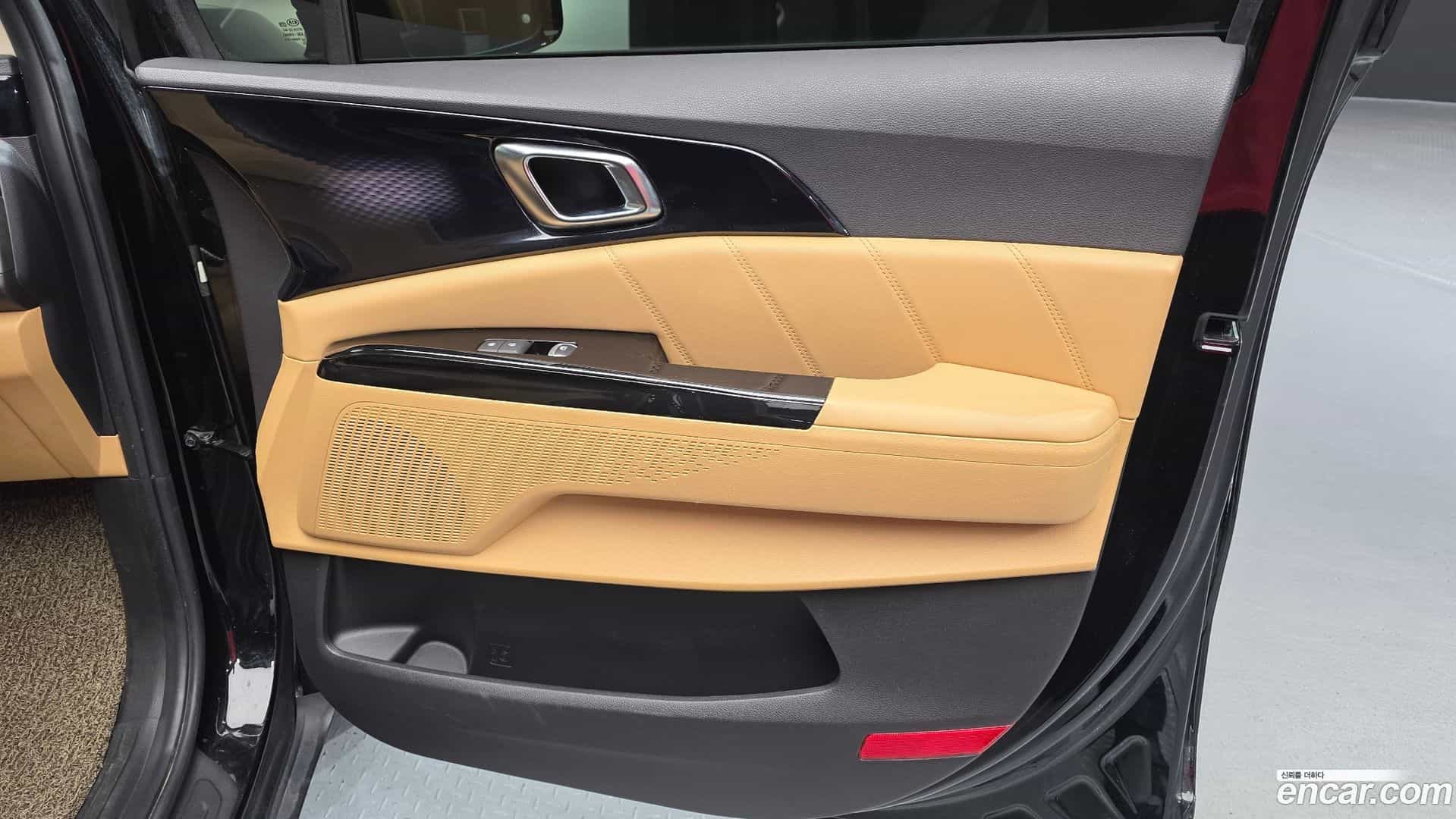 Canival Kia 2021.2-INNER-034