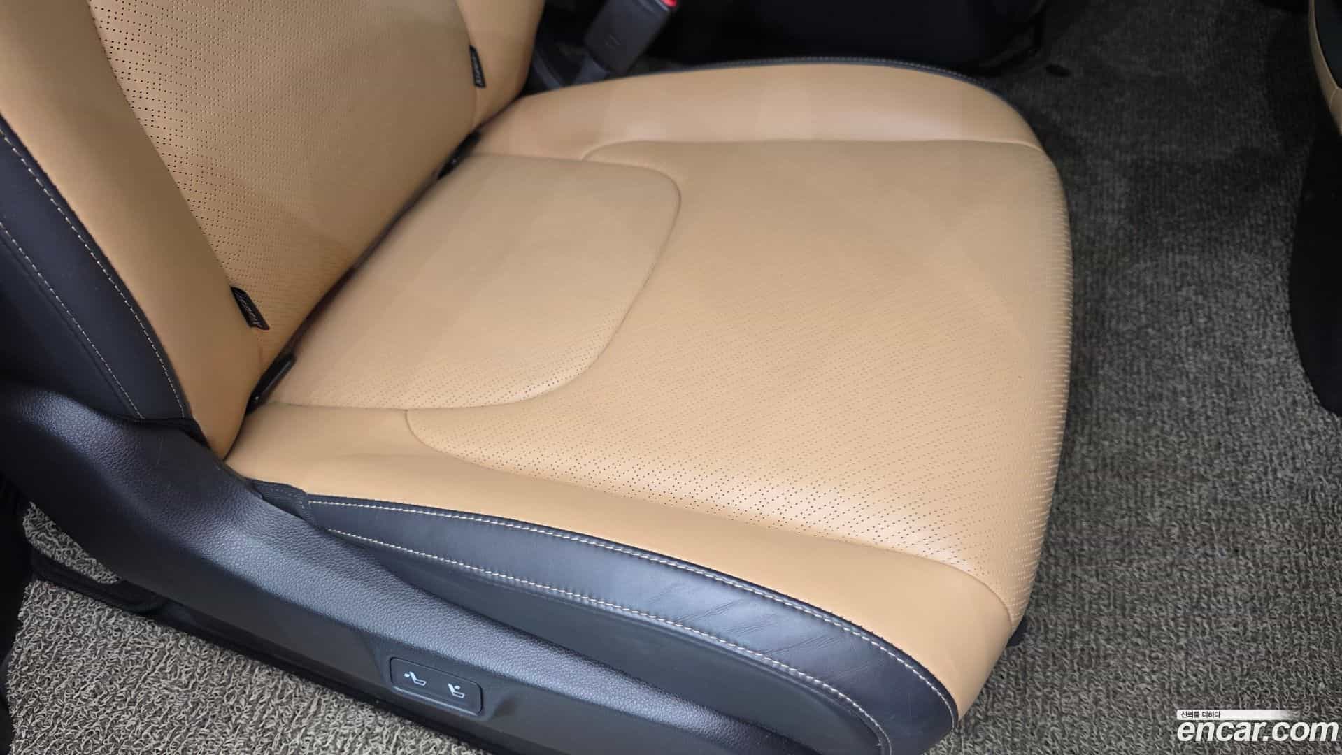 Canival Kia 2021.2-INNER-036
