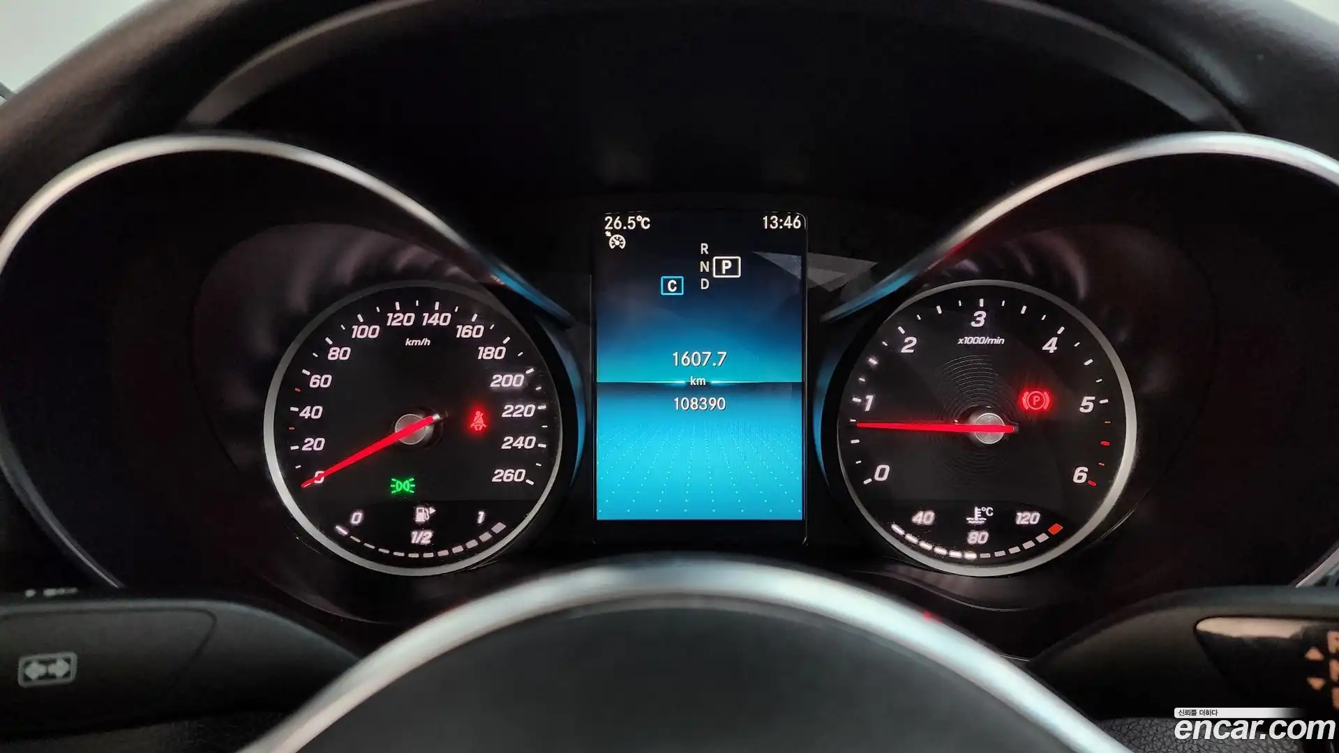C-Class Mercedes-Benz 2019.2-INNER-008