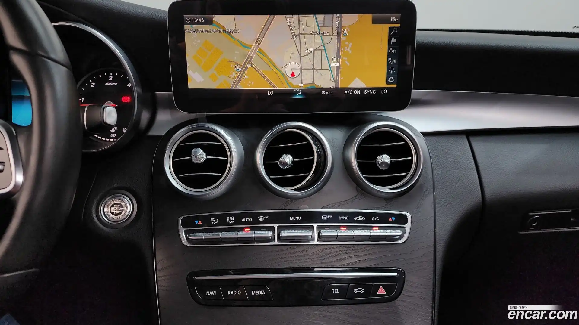 C-Class Mercedes-Benz 2019.2-OPTION-017