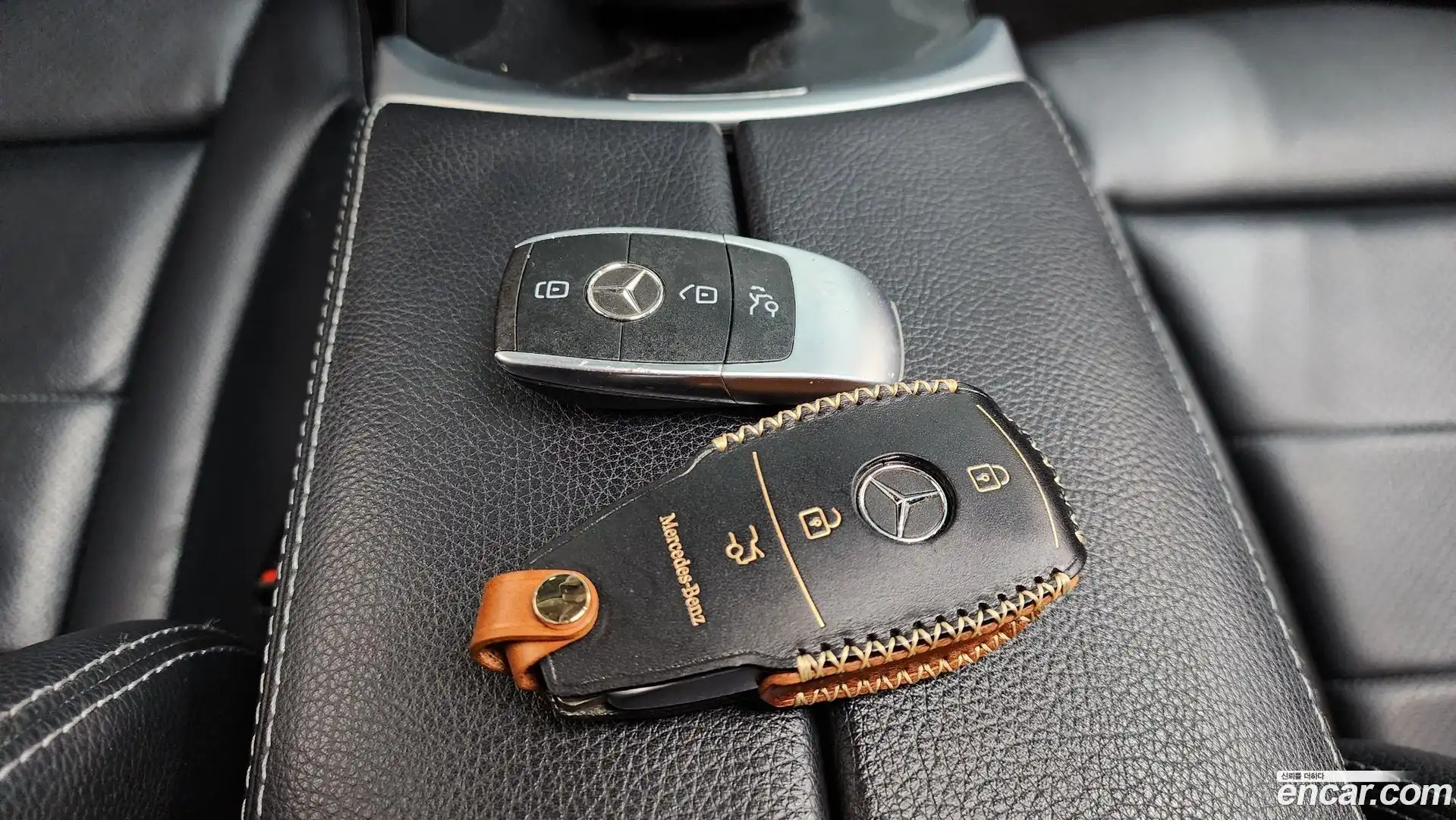 C-Class Mercedes-Benz 2019.2-OPTION-019