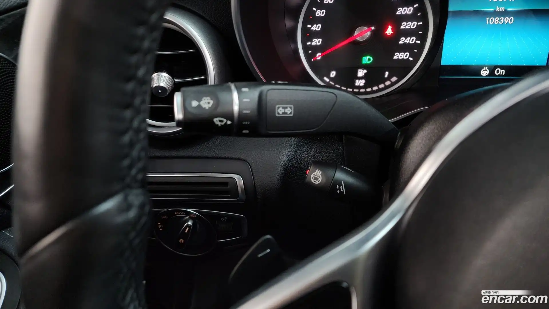 C-Class Mercedes-Benz 2019.2-OPTION-020
