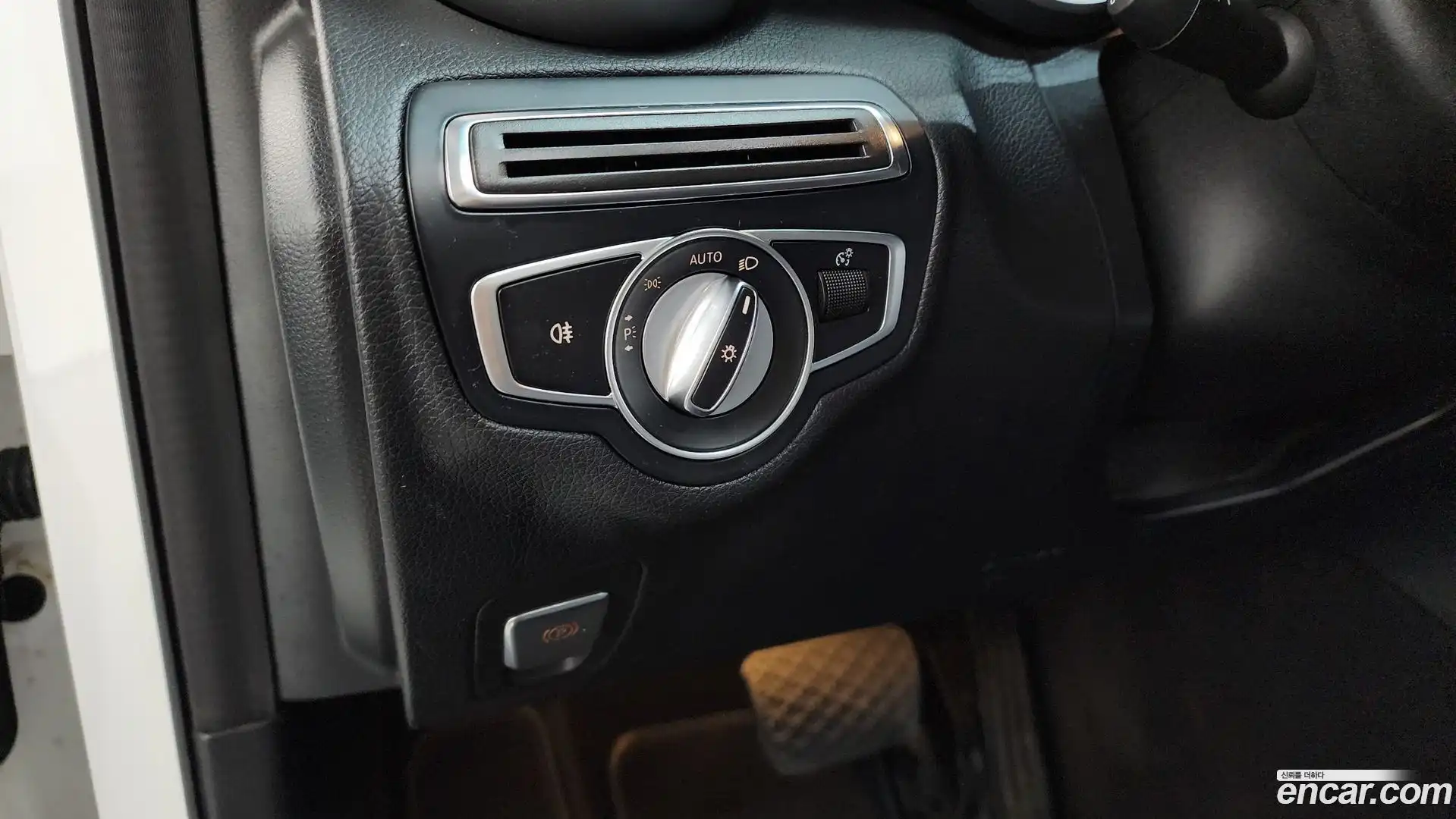 C-Class Mercedes-Benz 2019.2-OPTION-042