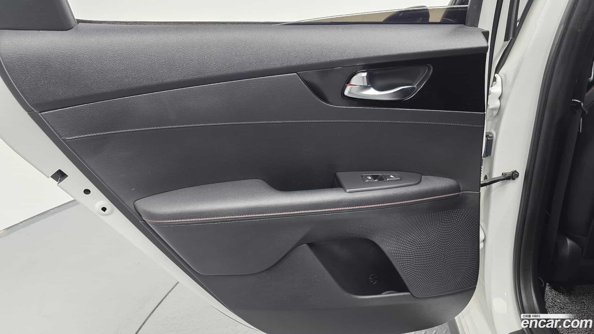 K3 Kia 2021.2-INNER-035