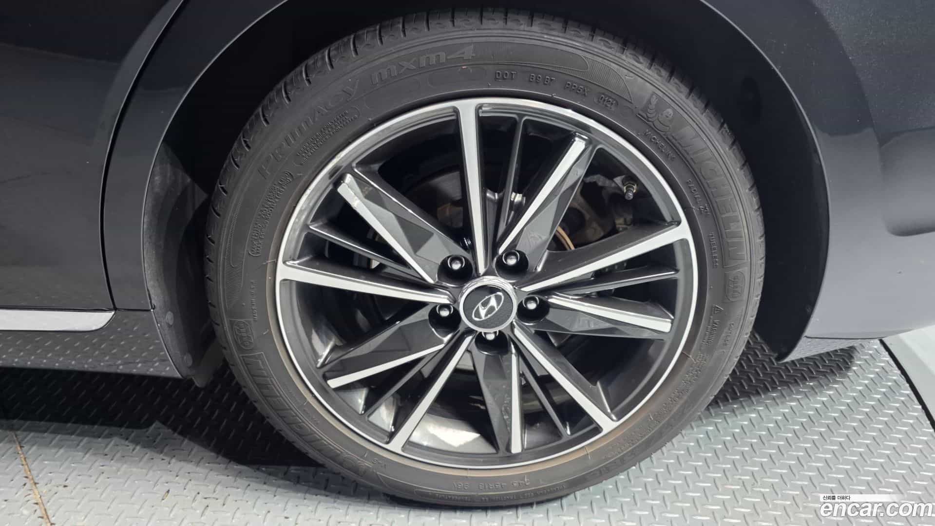 Grandeur Hyundai 2021.5-OUTER-031