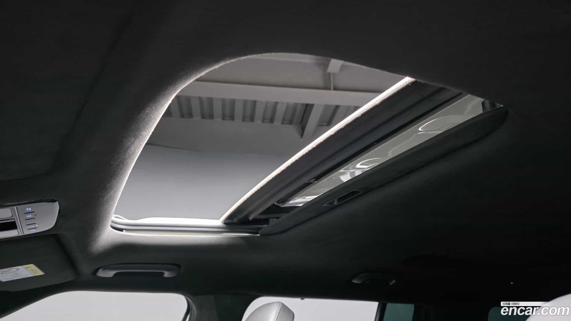 Santafe Hyundai 2024.1-OPTION-023