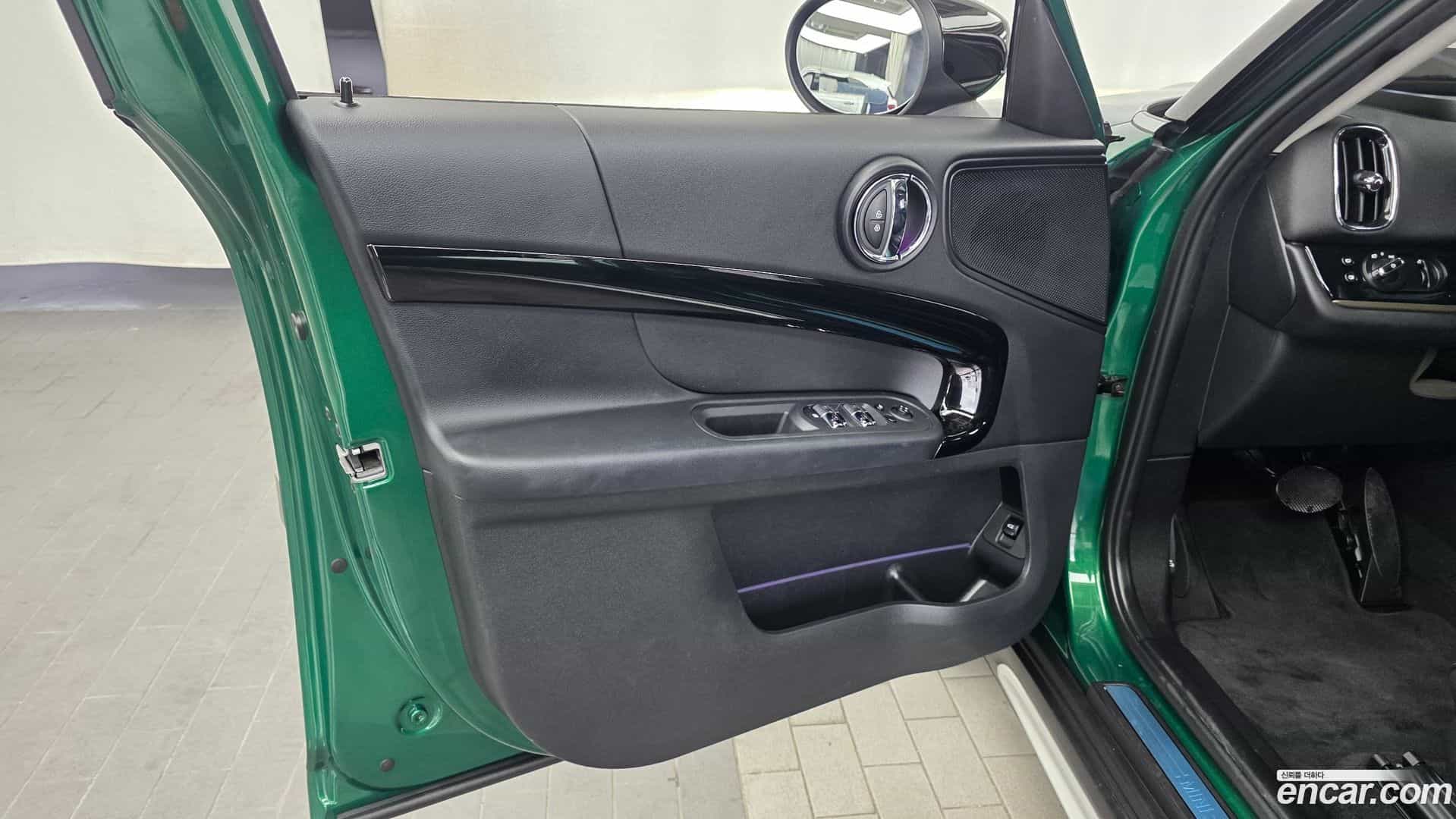 Countryman Mini 2022.6-INNER-034