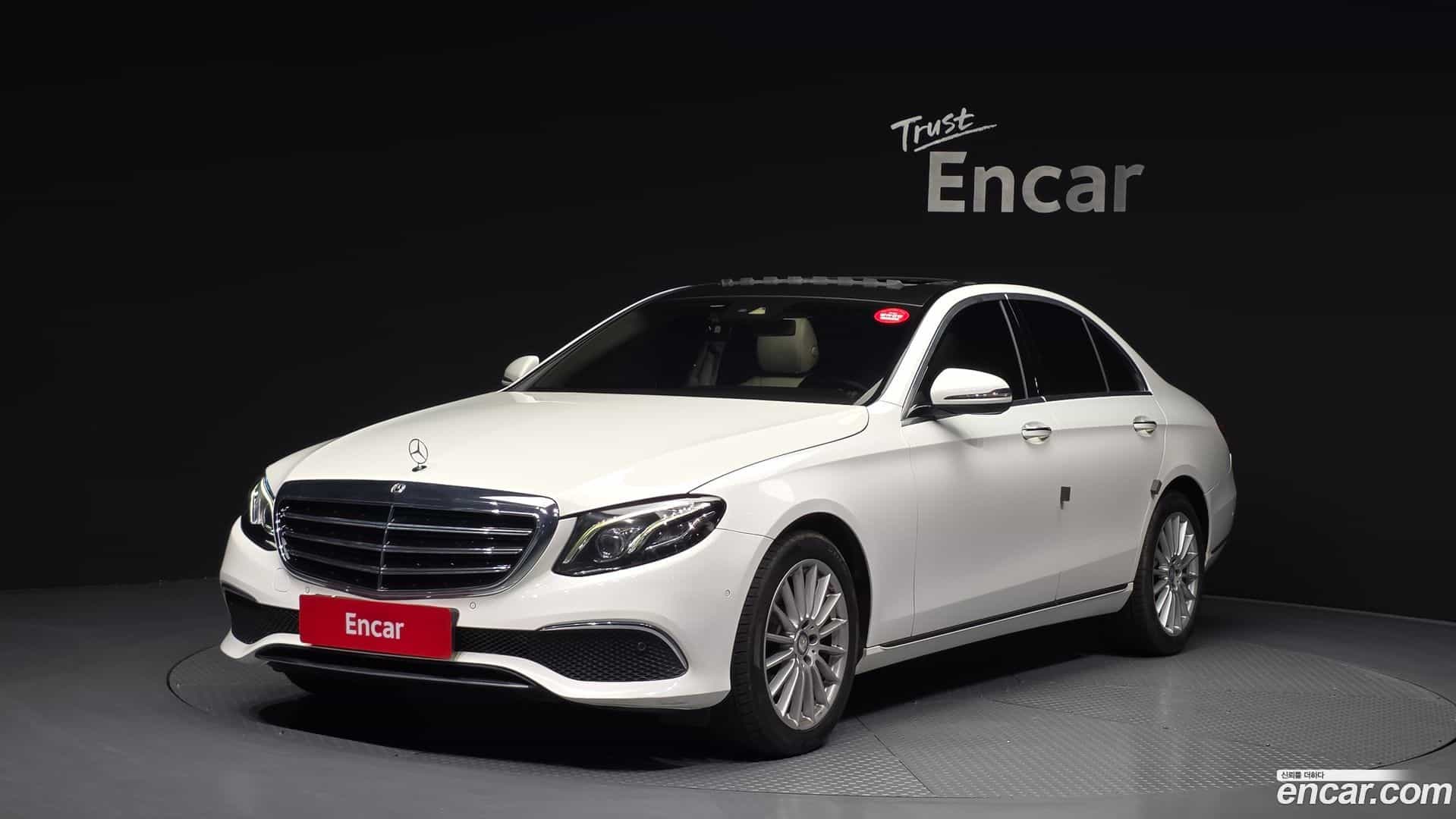 E-Class Mercedes-Benz 2016.10-OUTER-001