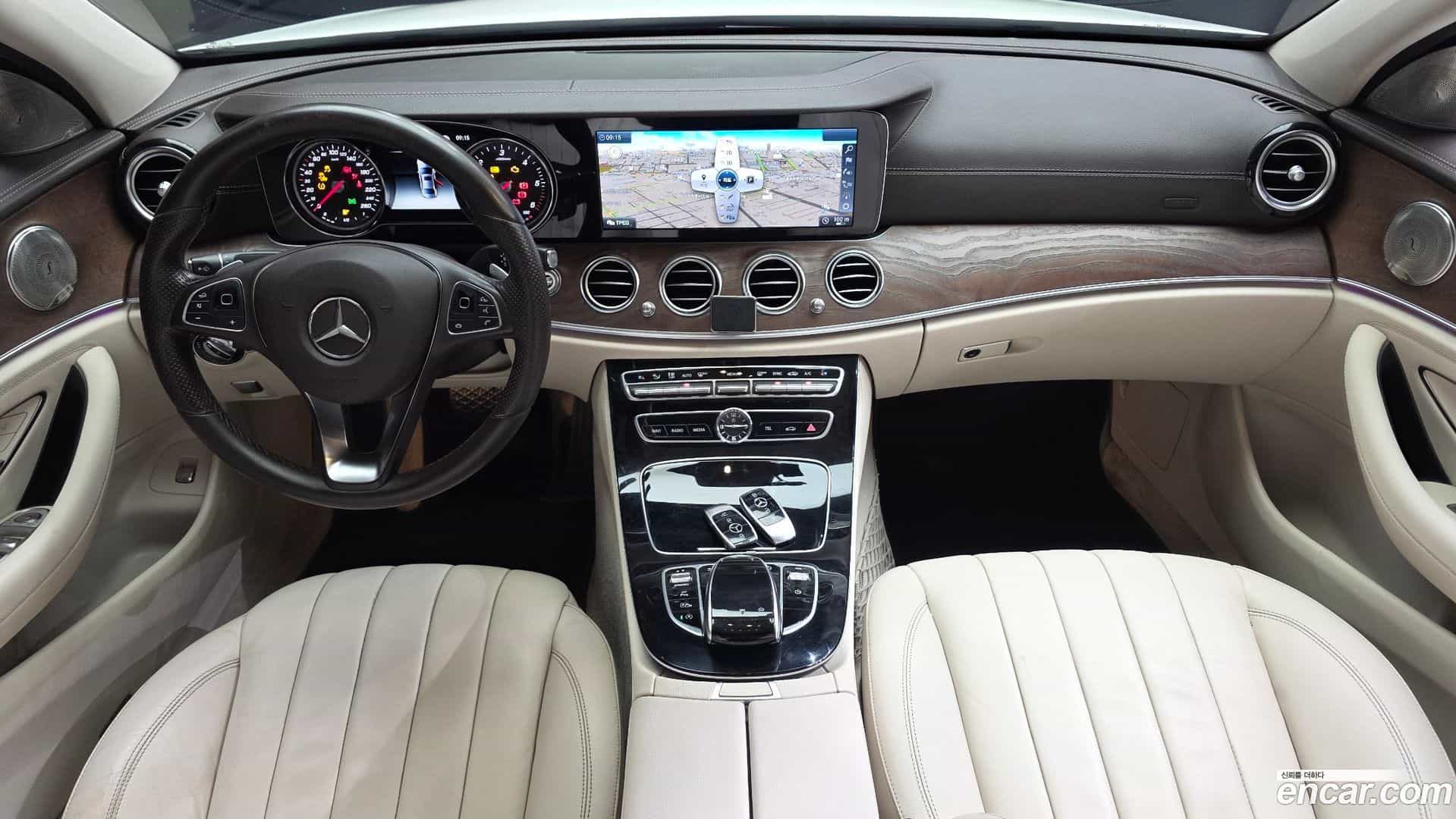 E-Class Mercedes-Benz 2016.10-INNER-007