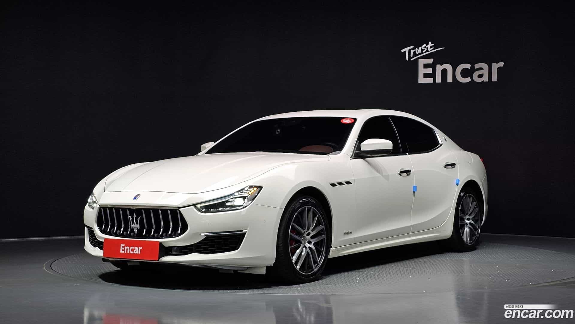 Ghibli Maserati 2019.11-OUTER-001