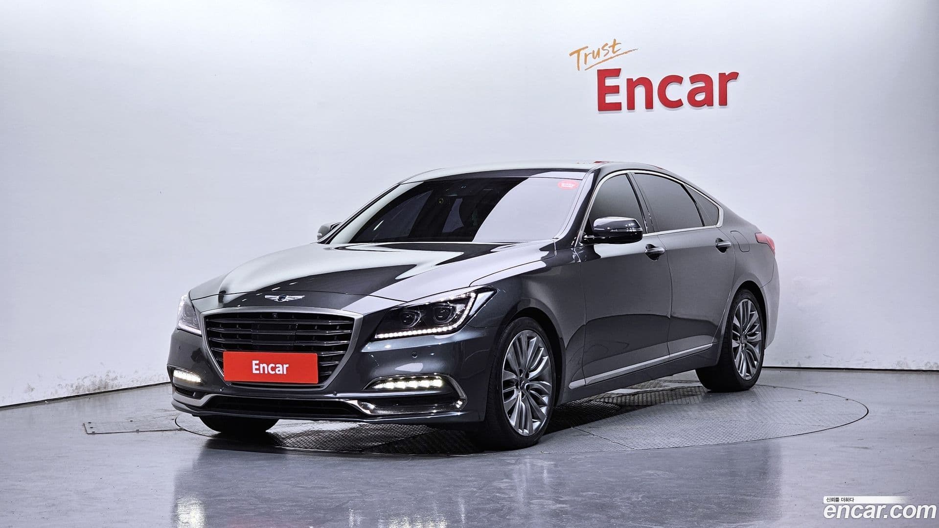 Main__Slider__Photo:G80 Genesis 2019.7-0