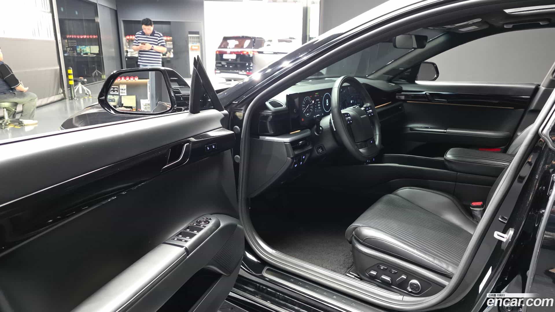 Grandeur Hyundai 2023.10-INNER-010