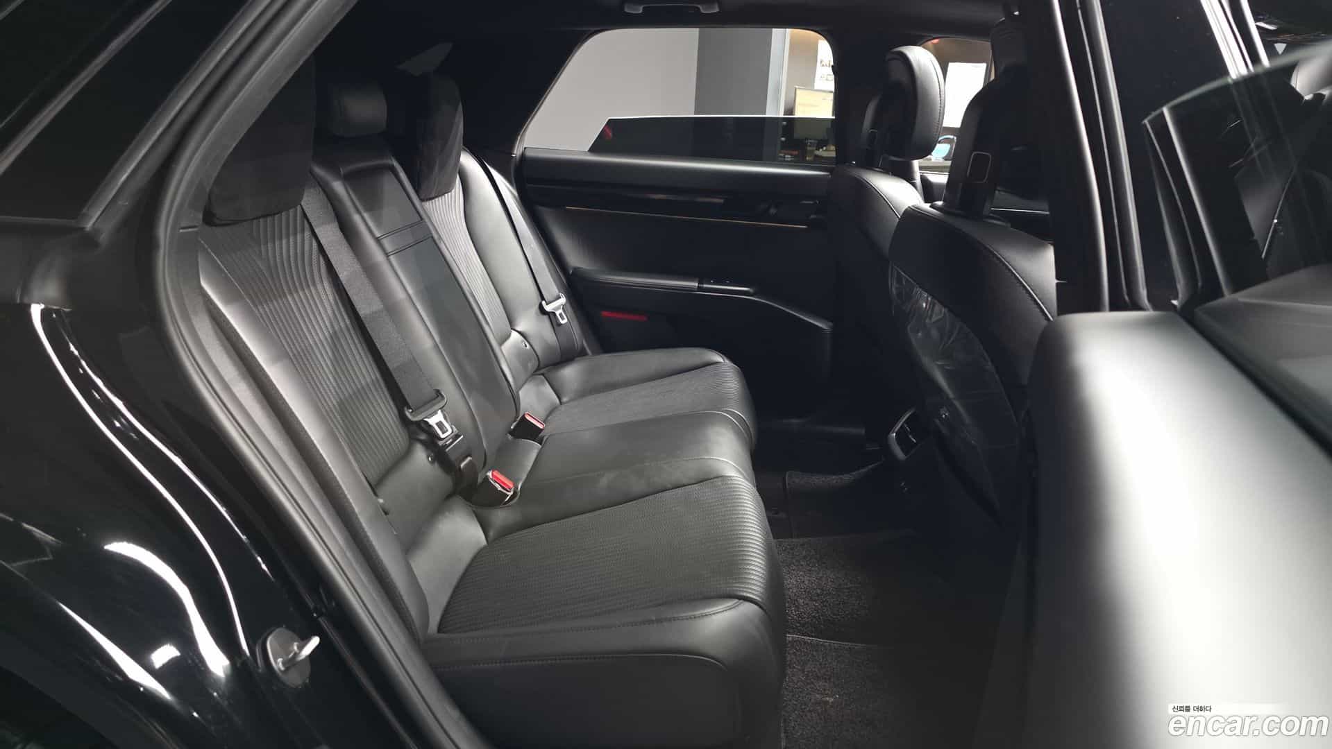 Grandeur Hyundai 2023.10-OPTION-016