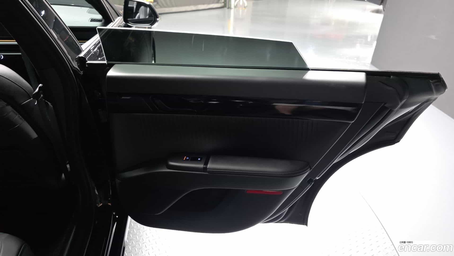 Grandeur Hyundai 2023.10-INNER-035
