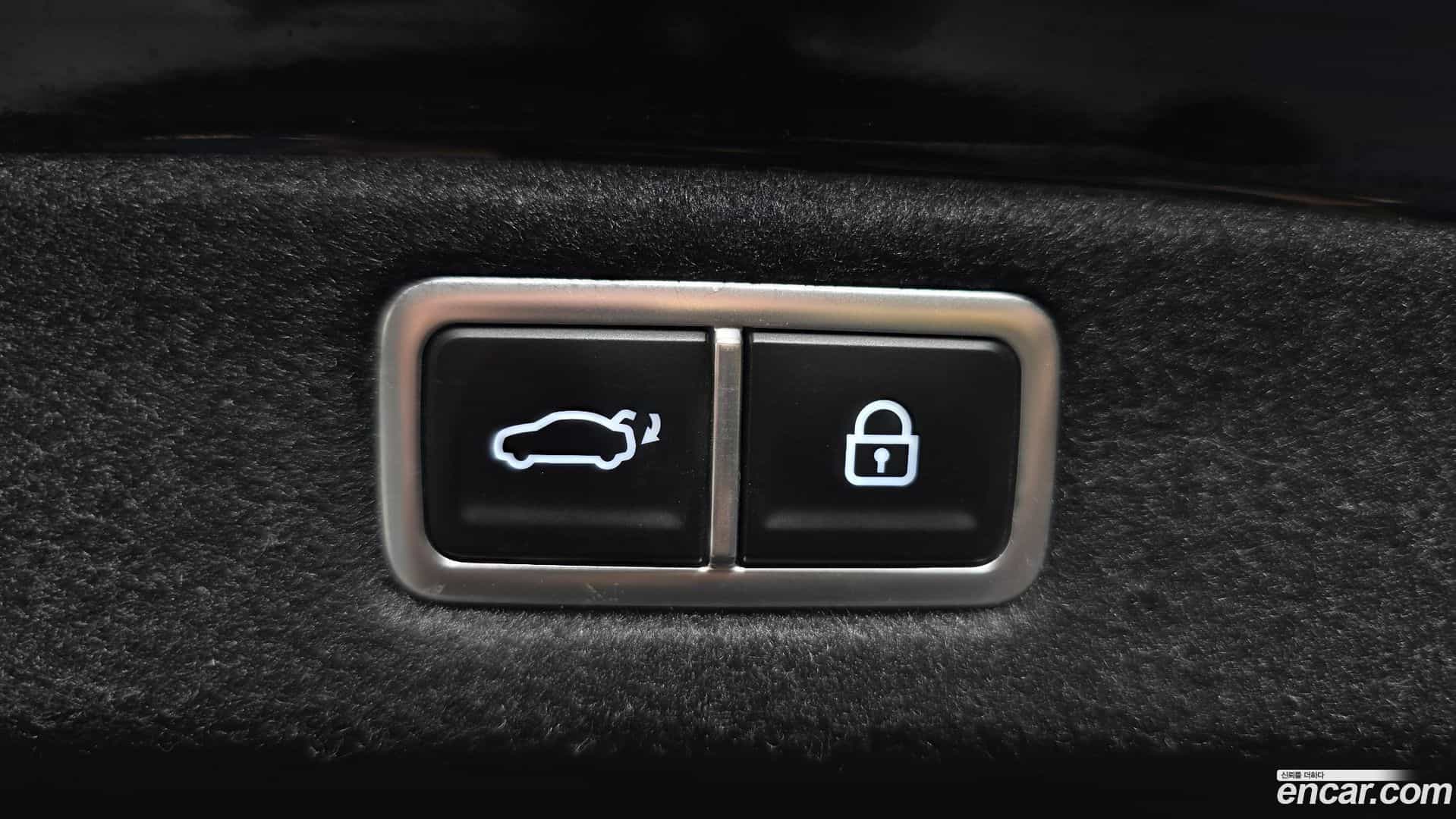 Grandeur Hyundai 2023.10-OPTION-040