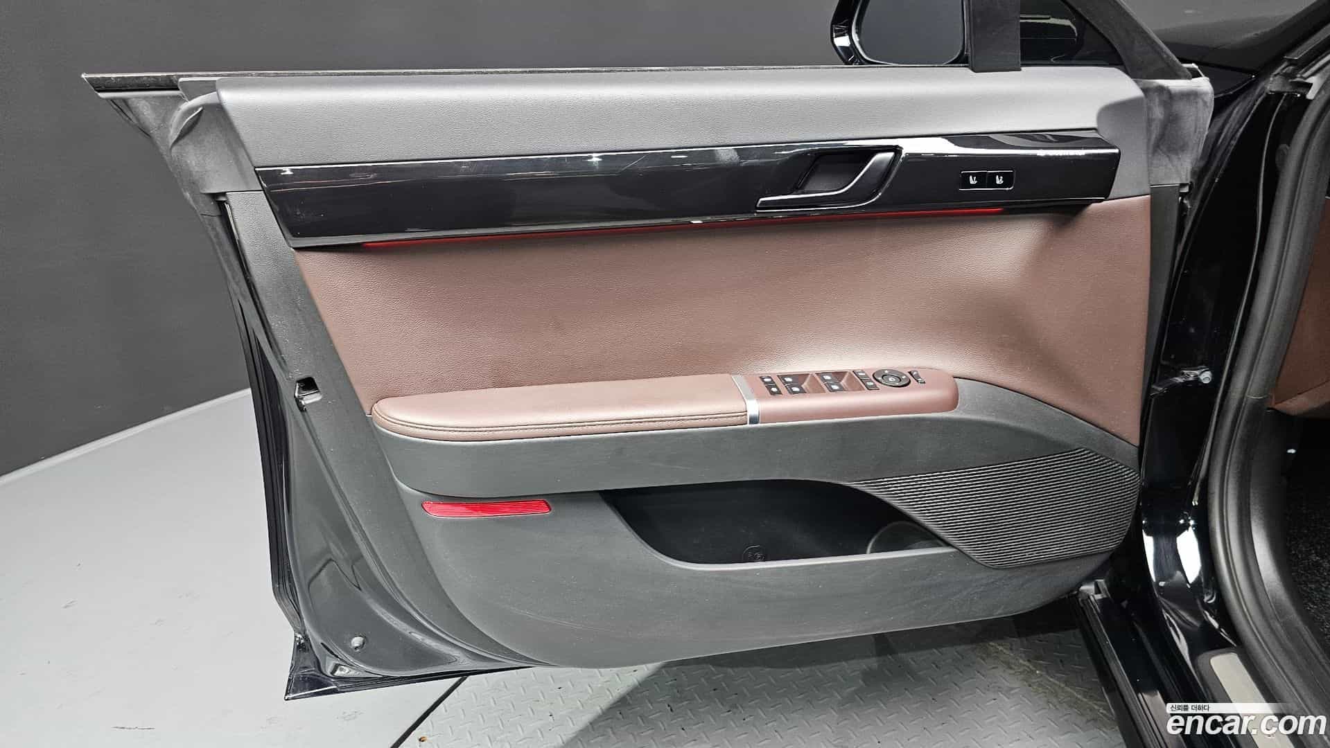 Grandeur Hyundai 2022.11-INNER-034
