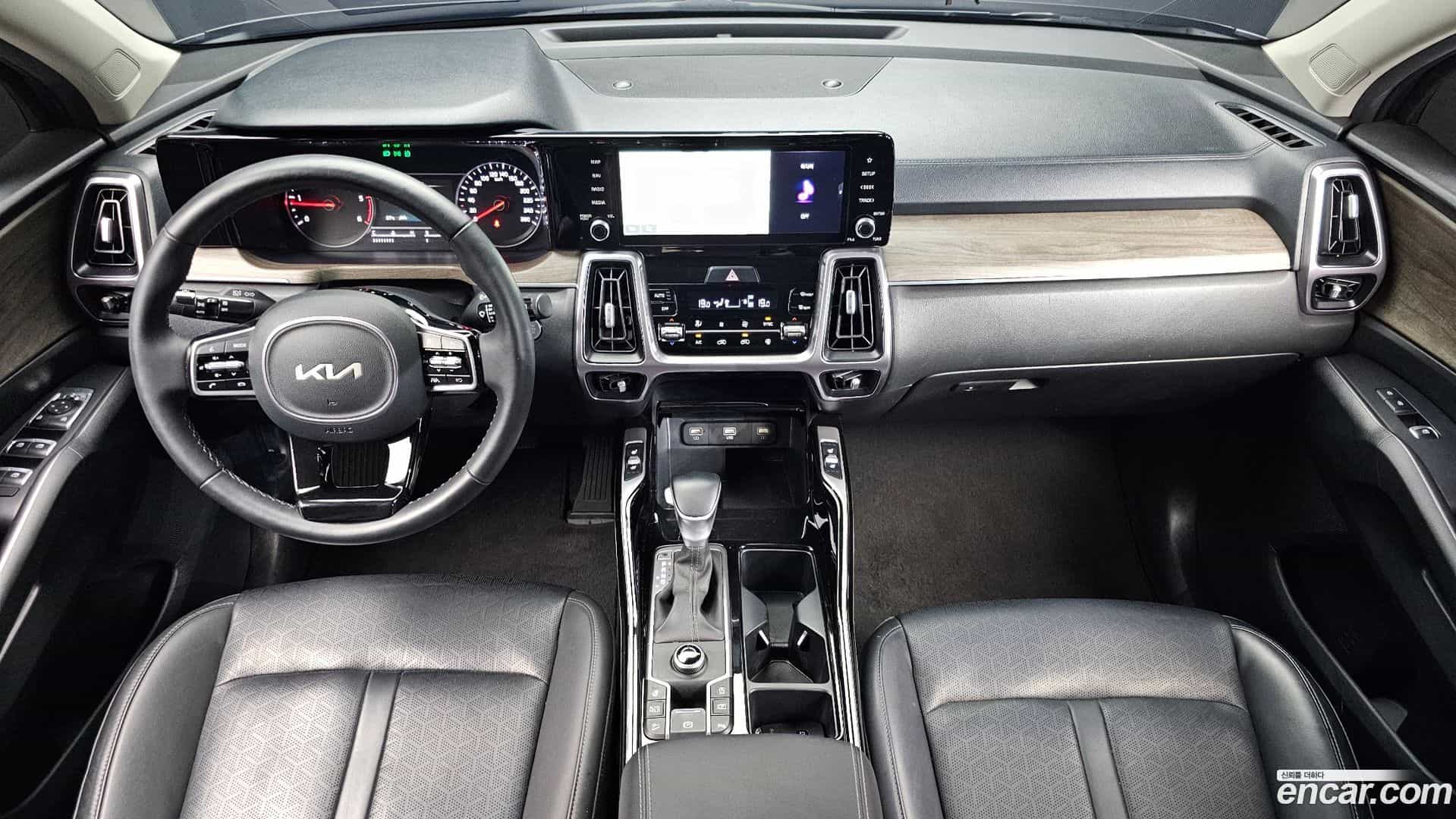 Sorento Kia 2023.0-INNER-007