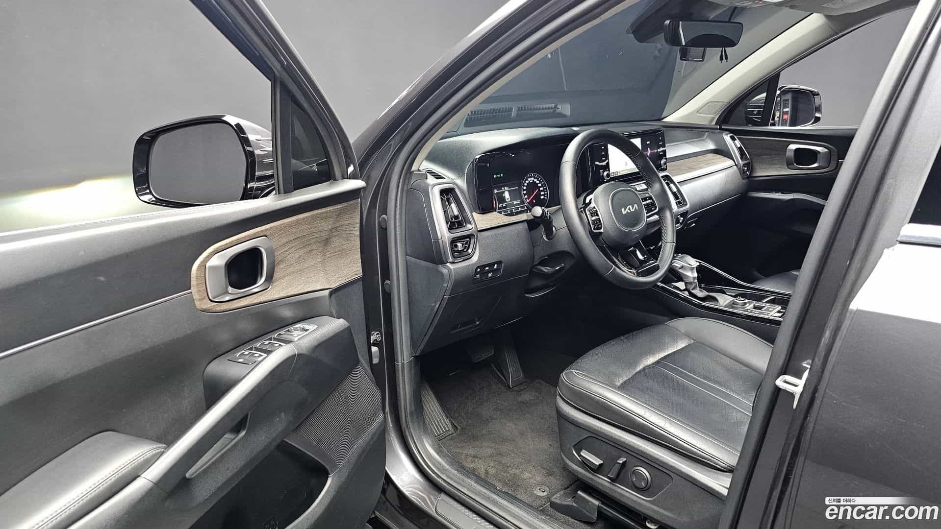 Sorento Kia 2023.0-INNER-010