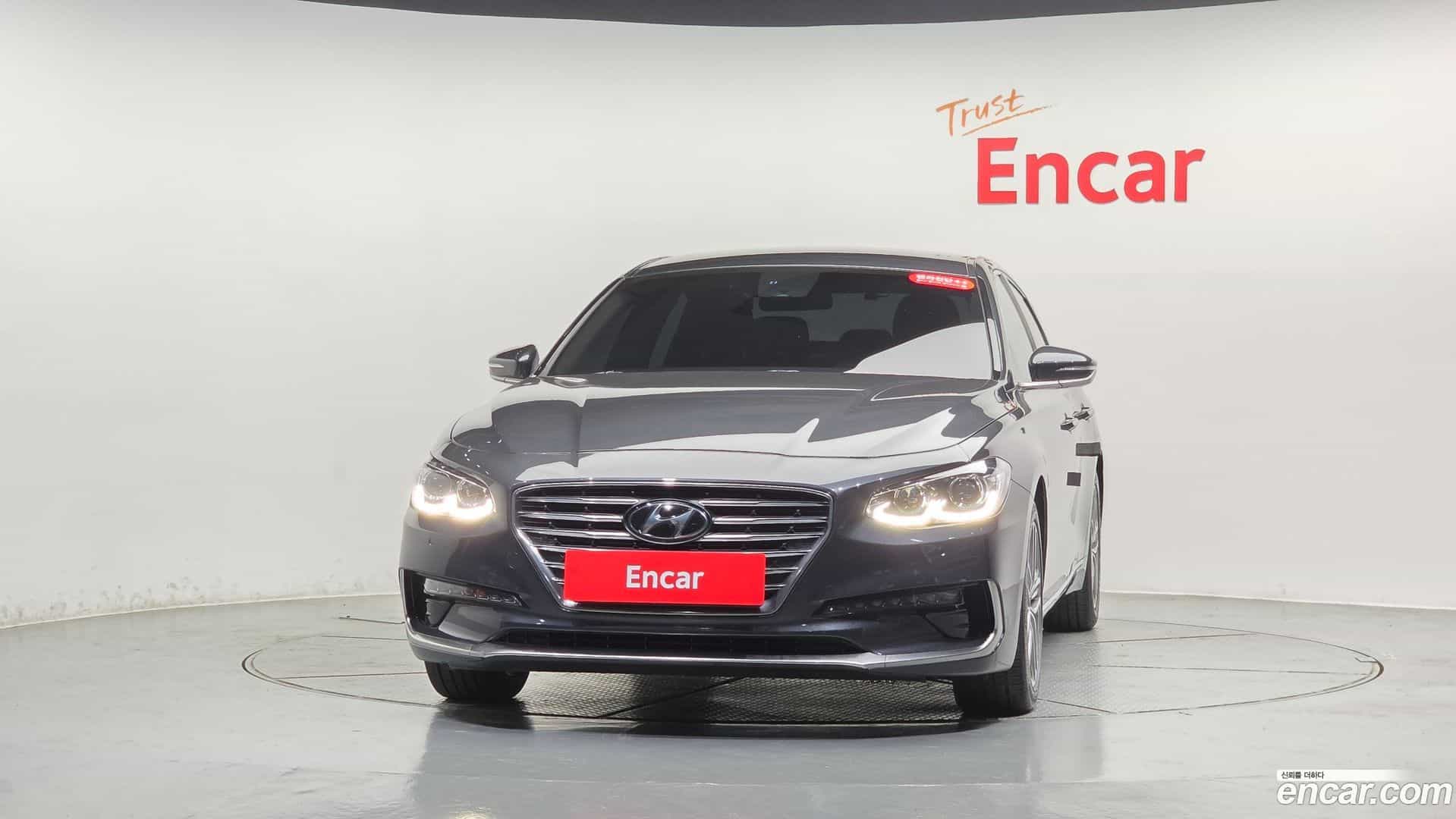 Grandeur Hyundai 2018.11-OUTER-003