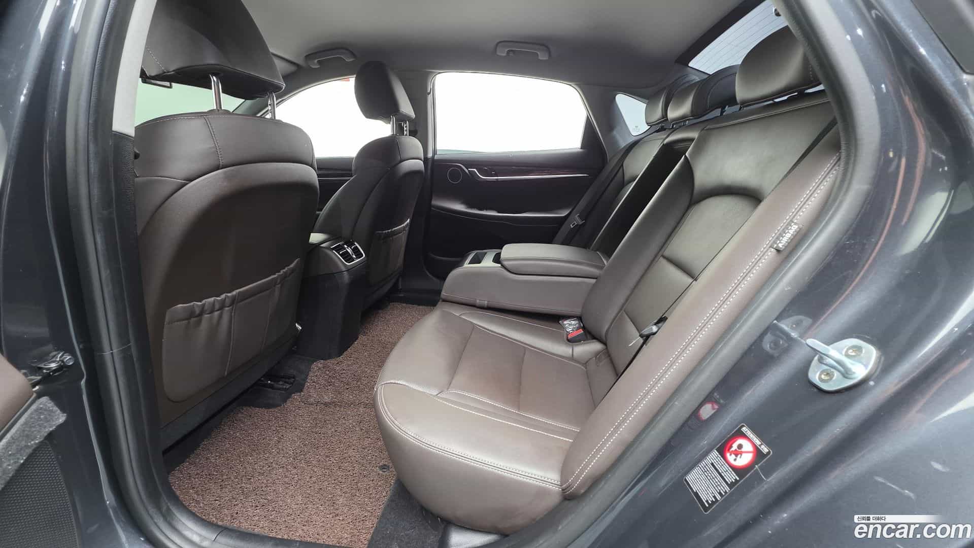 Grandeur Hyundai 2018.11-OPTION-016