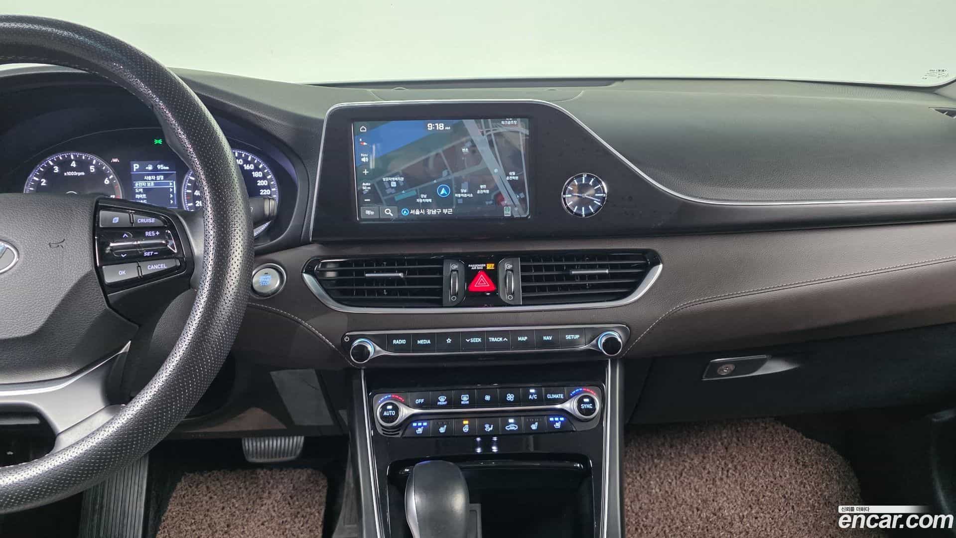Grandeur Hyundai 2018.11-OPTION-018