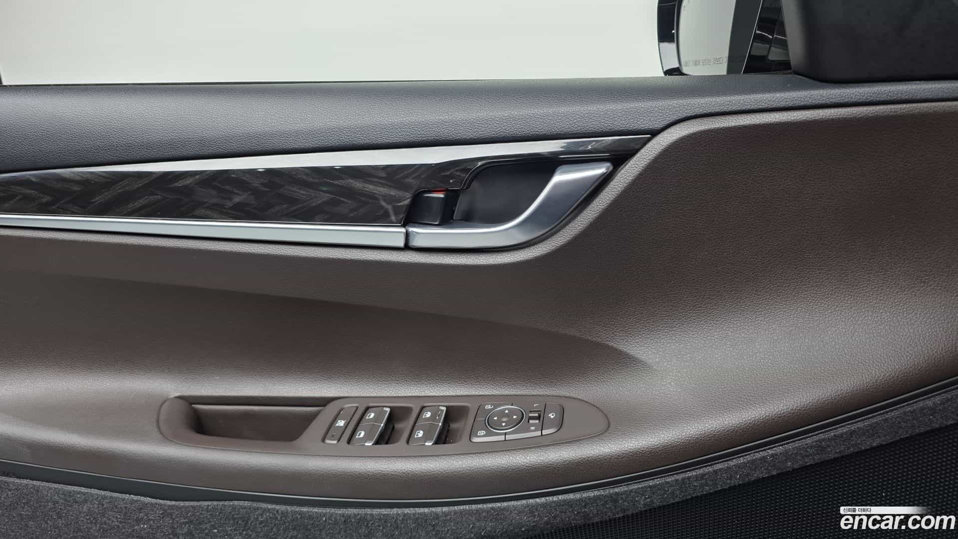 Grandeur Hyundai 2018.11-INNER-034