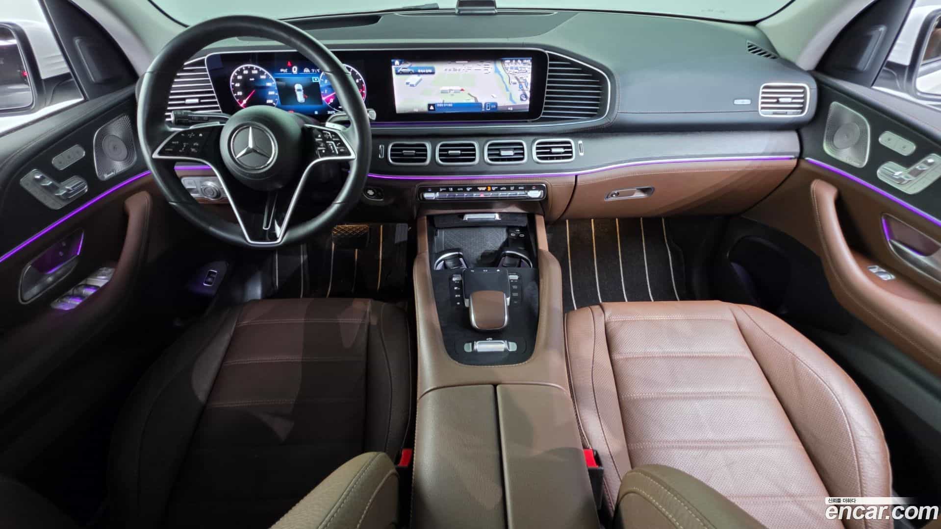 GLE-Class Mercedes-Benz 2024.0-INNER-007