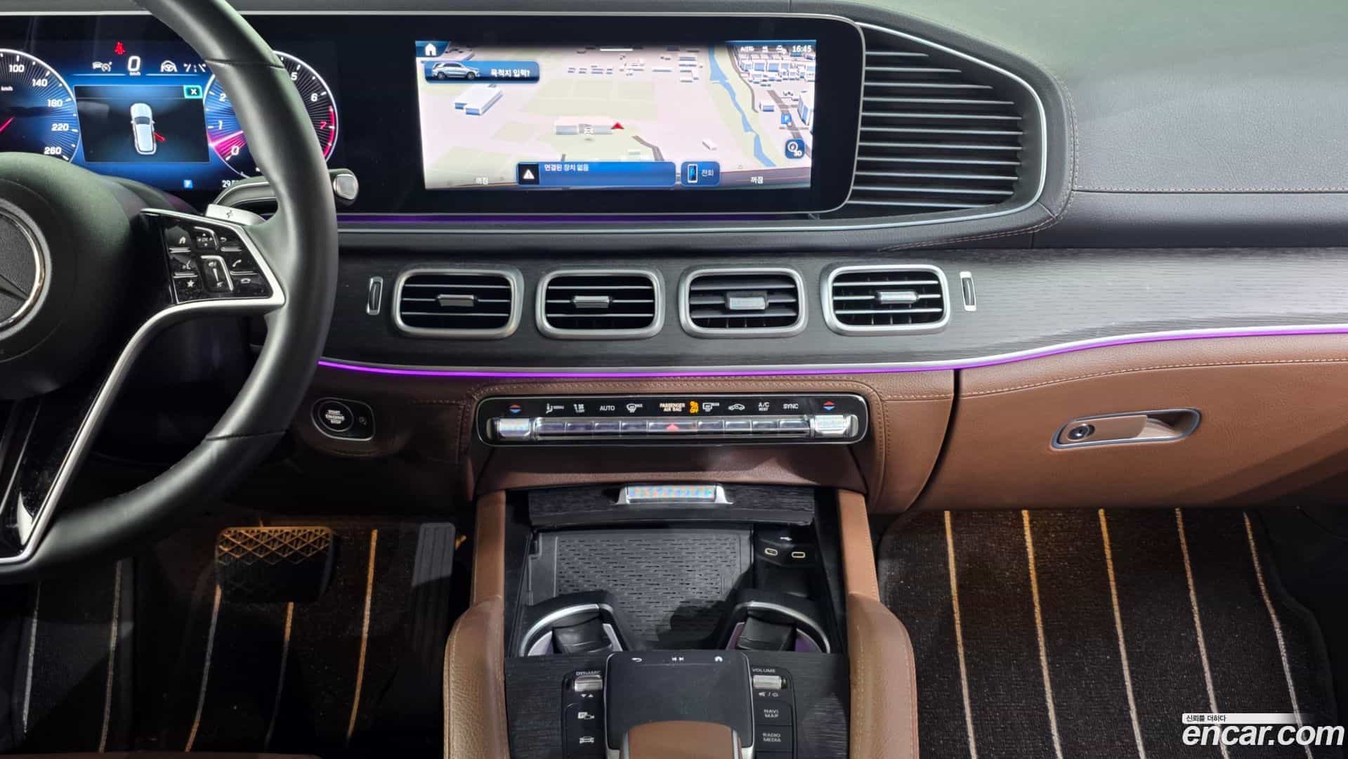 GLE-Class Mercedes-Benz 2024.0-OPTION-018