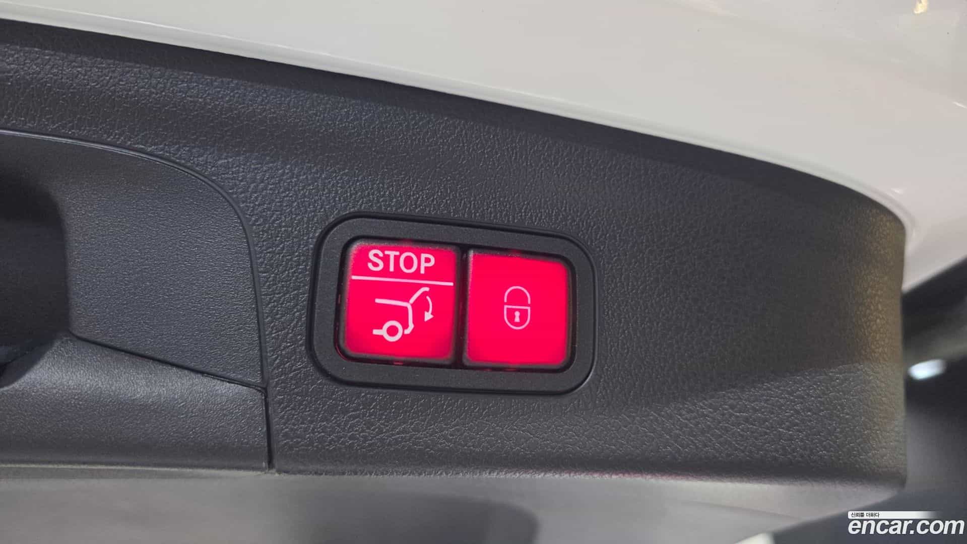 GLE-Class Mercedes-Benz 2024.0-OPTION-045