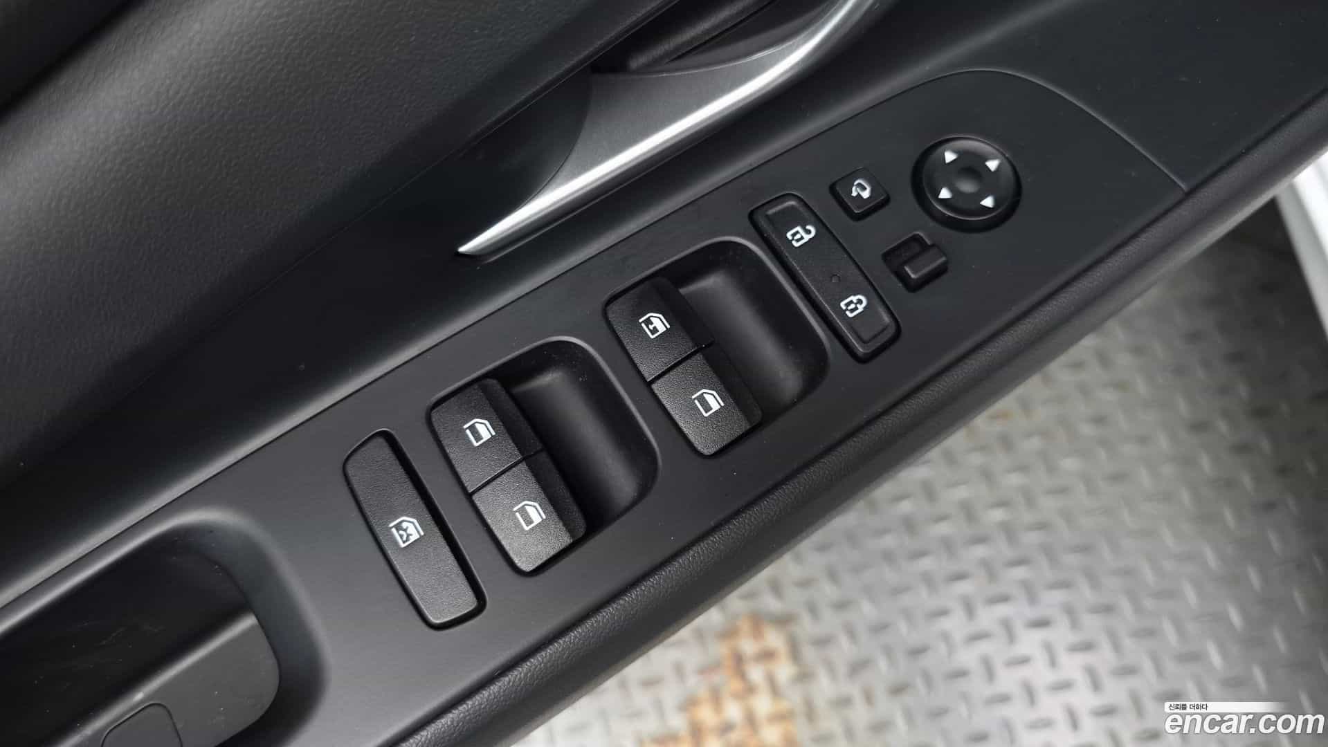 AVANTE Hyundai 2023.1-OPTION-040