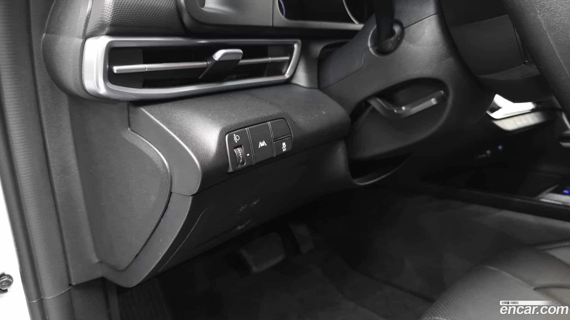 AVANTE Hyundai 2023.1-OPTION-044