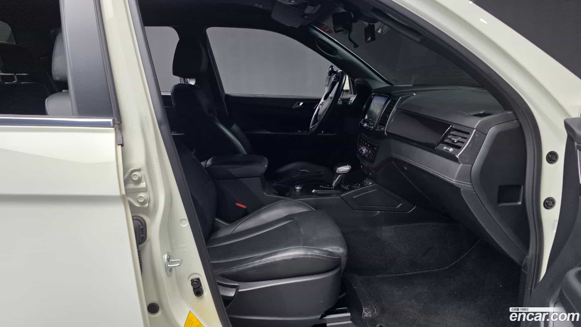 Rexton KG Mobility 2023.3-OPTION-015