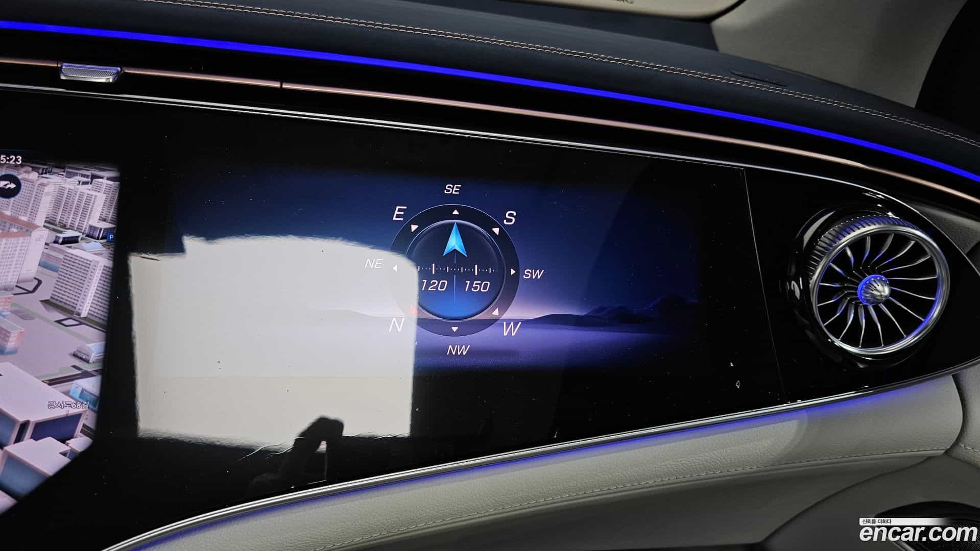 EQE Mercedes-Benz 2023.6-OPTION-024