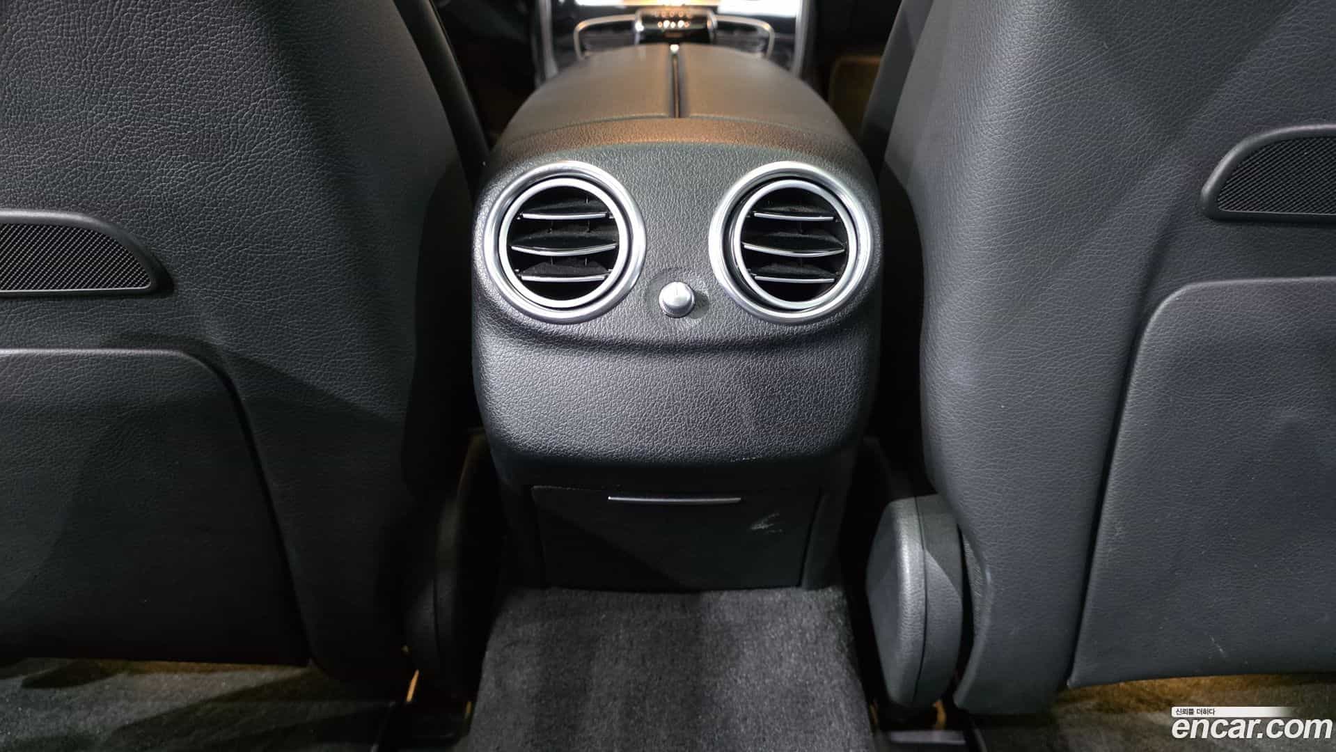 E-Class Mercedes-Benz 2019.2-OPTION-043