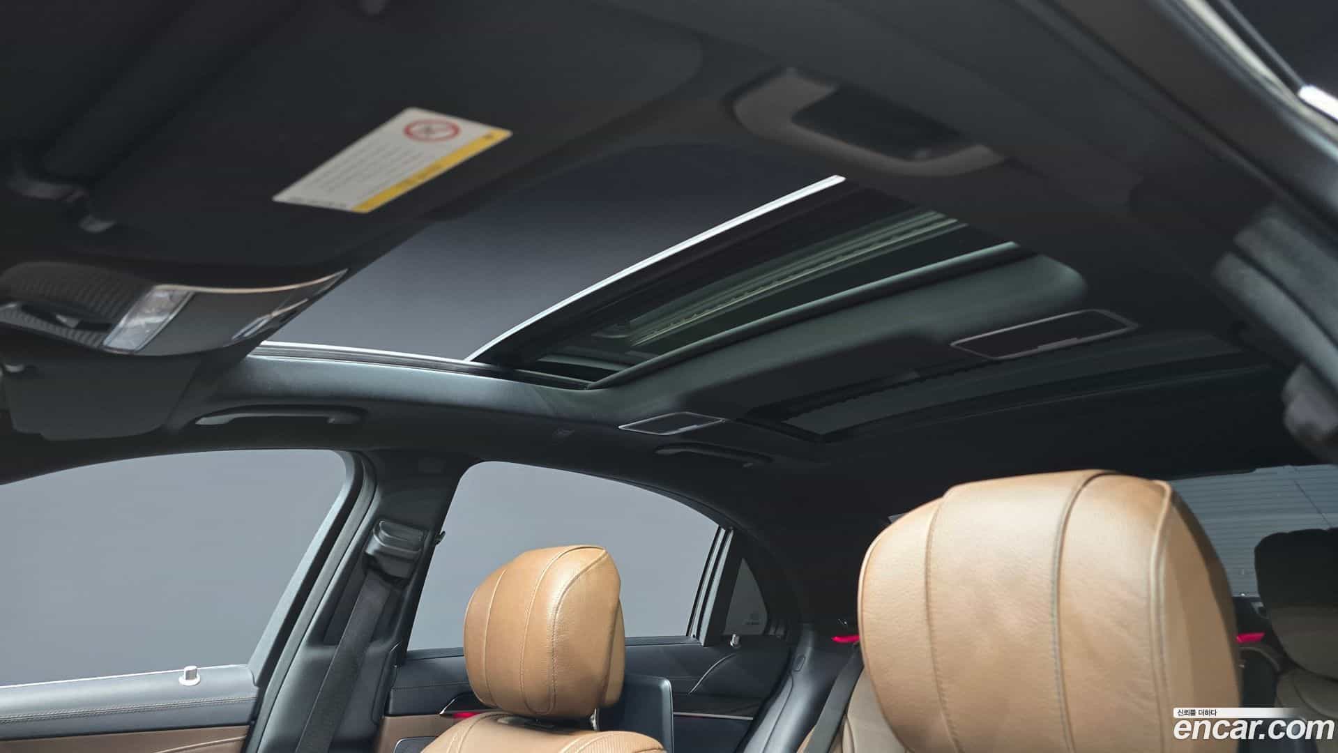 S-Class Mercedes-Benz 2018.4-OPTION-021