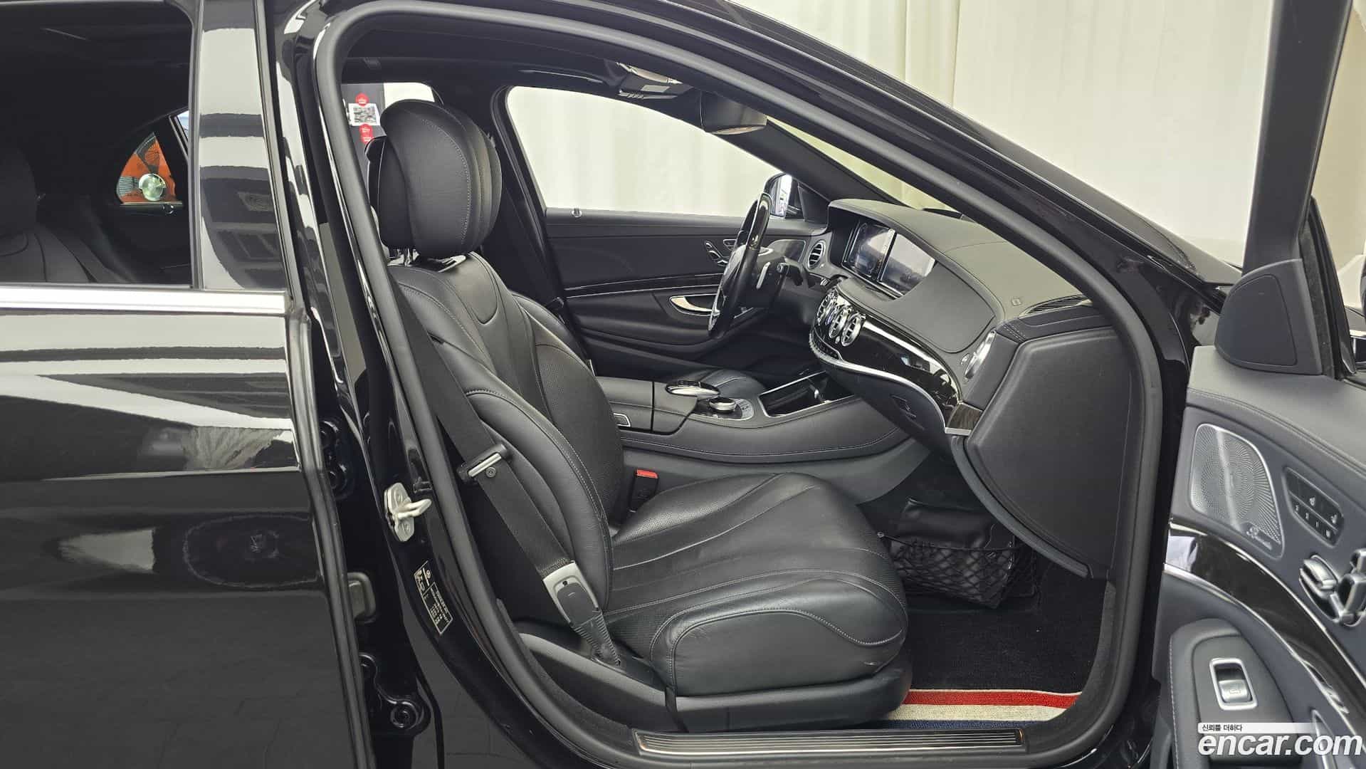 S-Class Mercedes-Benz 2015.0-OPTION-015