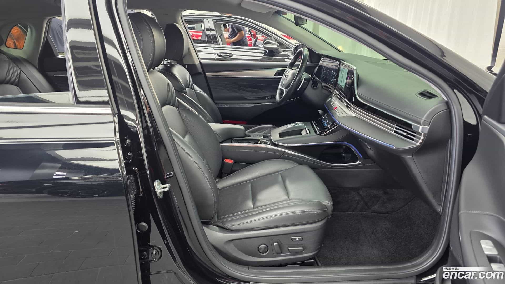 Grandeur Hyundai 2022.6-OPTION-015