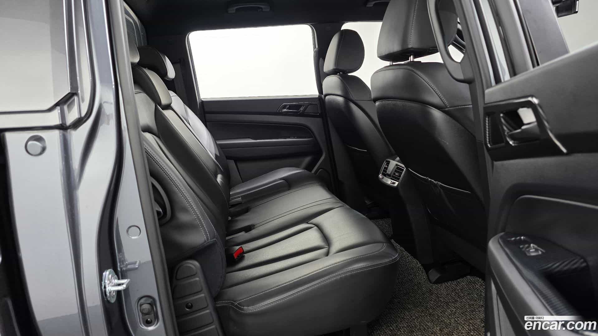 Rexton KG Mobility 2021.1-OPTION-015