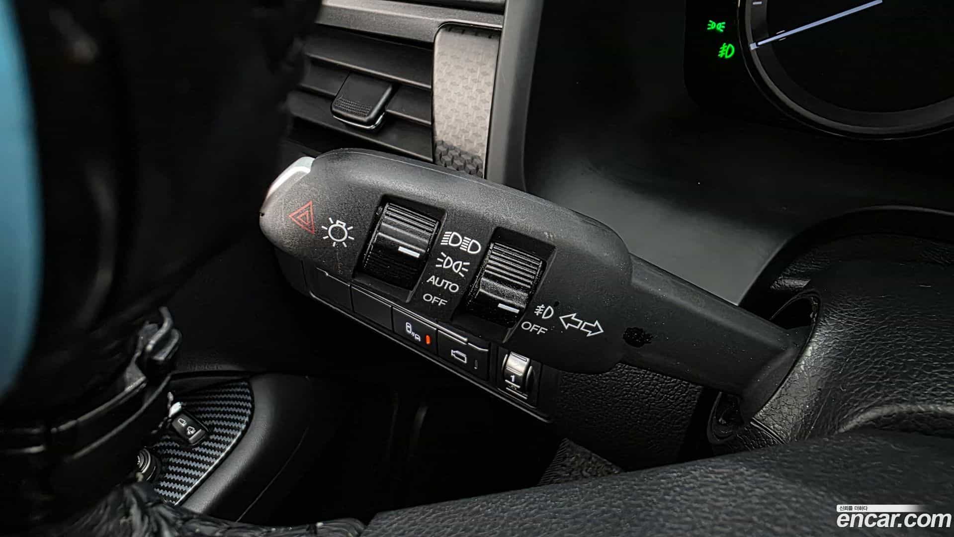 Rexton KG Mobility 2021.1-OPTION-047
