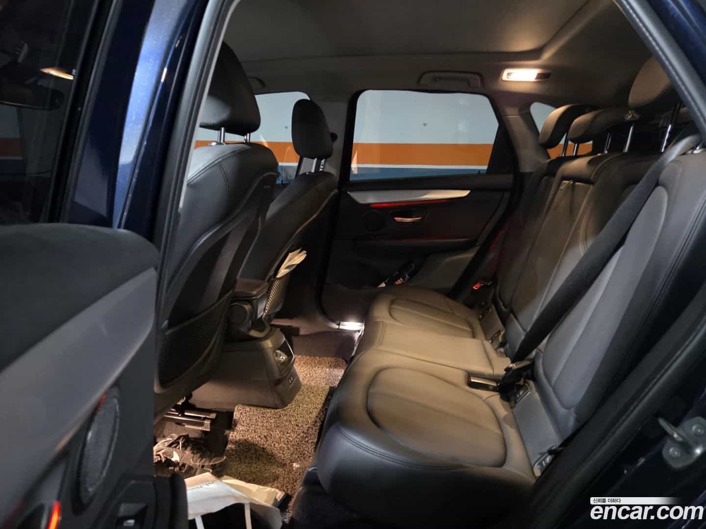 2-Series BMW 2019.7-INNER-008