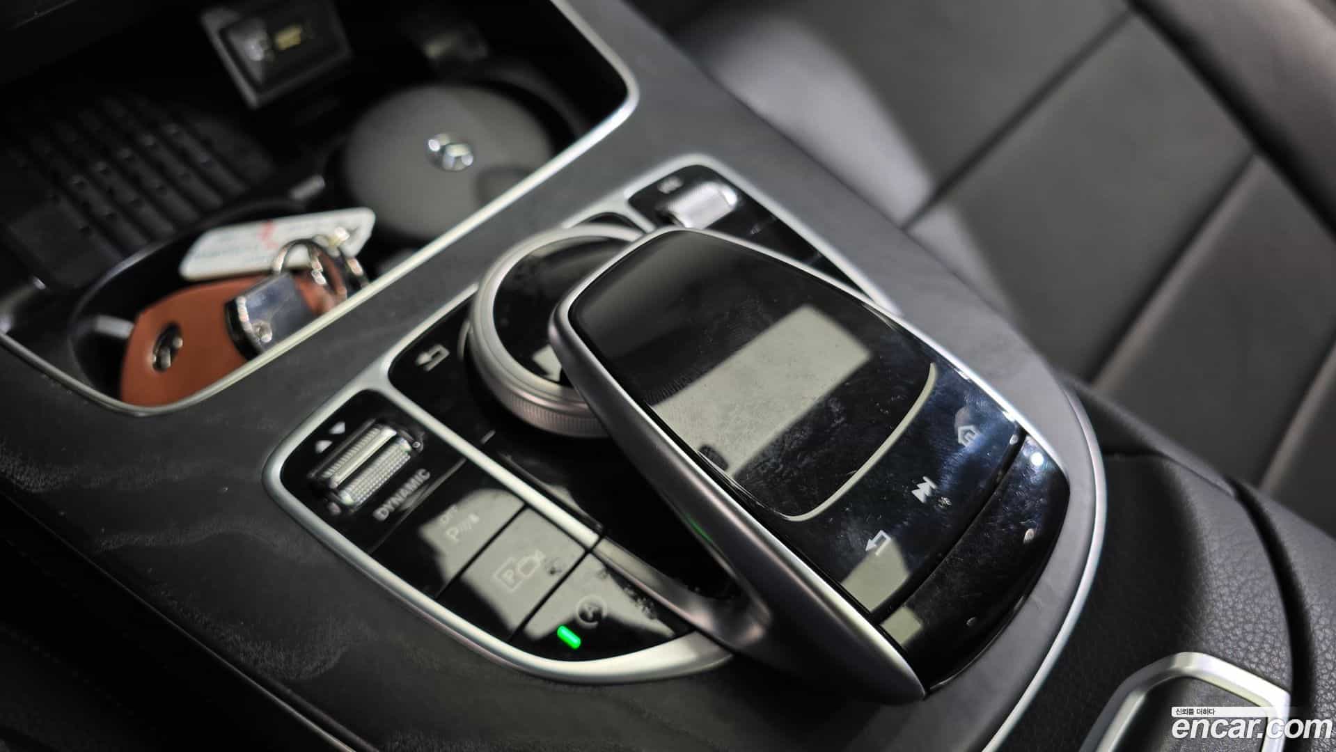 E-Class Mercedes-Benz 2019.11-OPTION-045