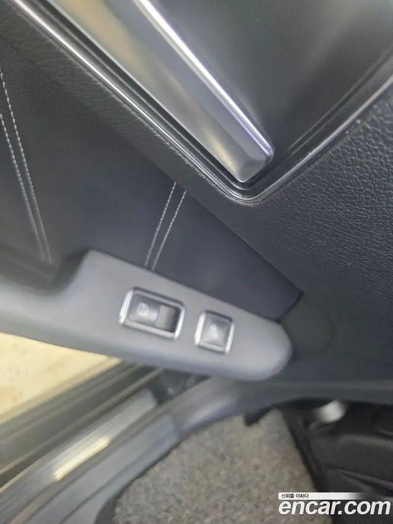 E-Class Mercedes-Benz 2015.6-OPTION-019