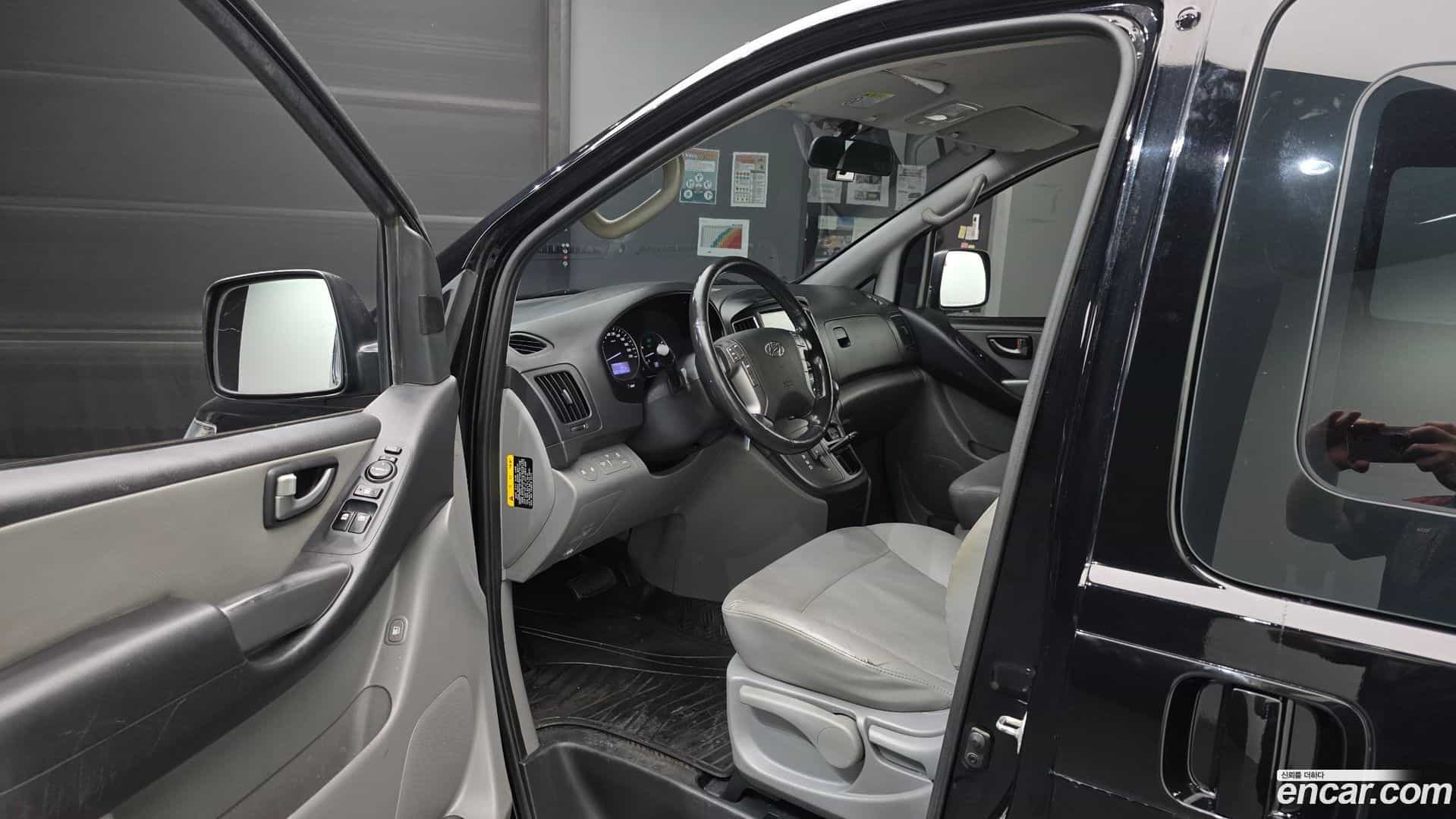 Starex Hyundai 2018.3-INNER-010
