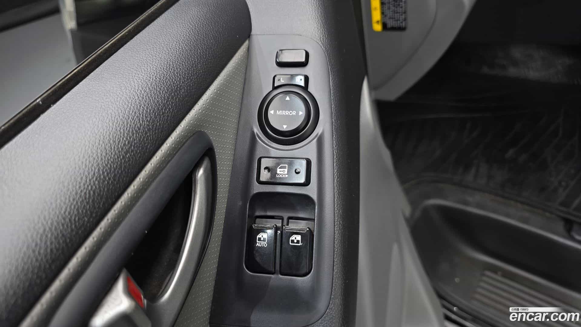 Starex Hyundai 2018.3-OPTION-018