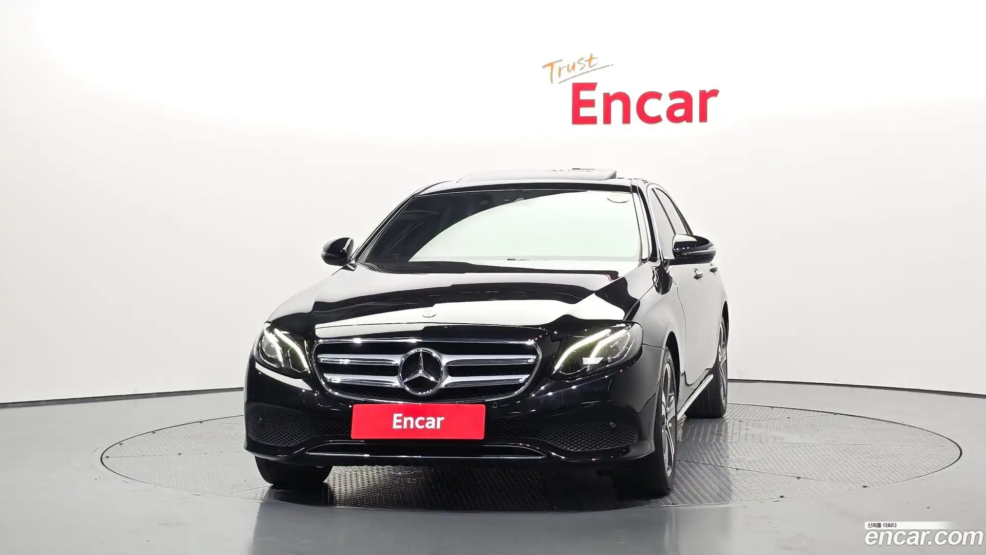 E-Class Mercedes-Benz 2018.9-OUTER-003