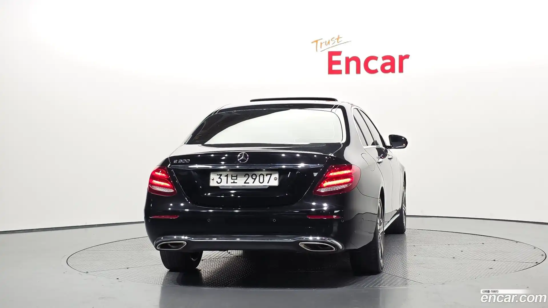 E-Class Mercedes-Benz 2018.9-OUTER-004